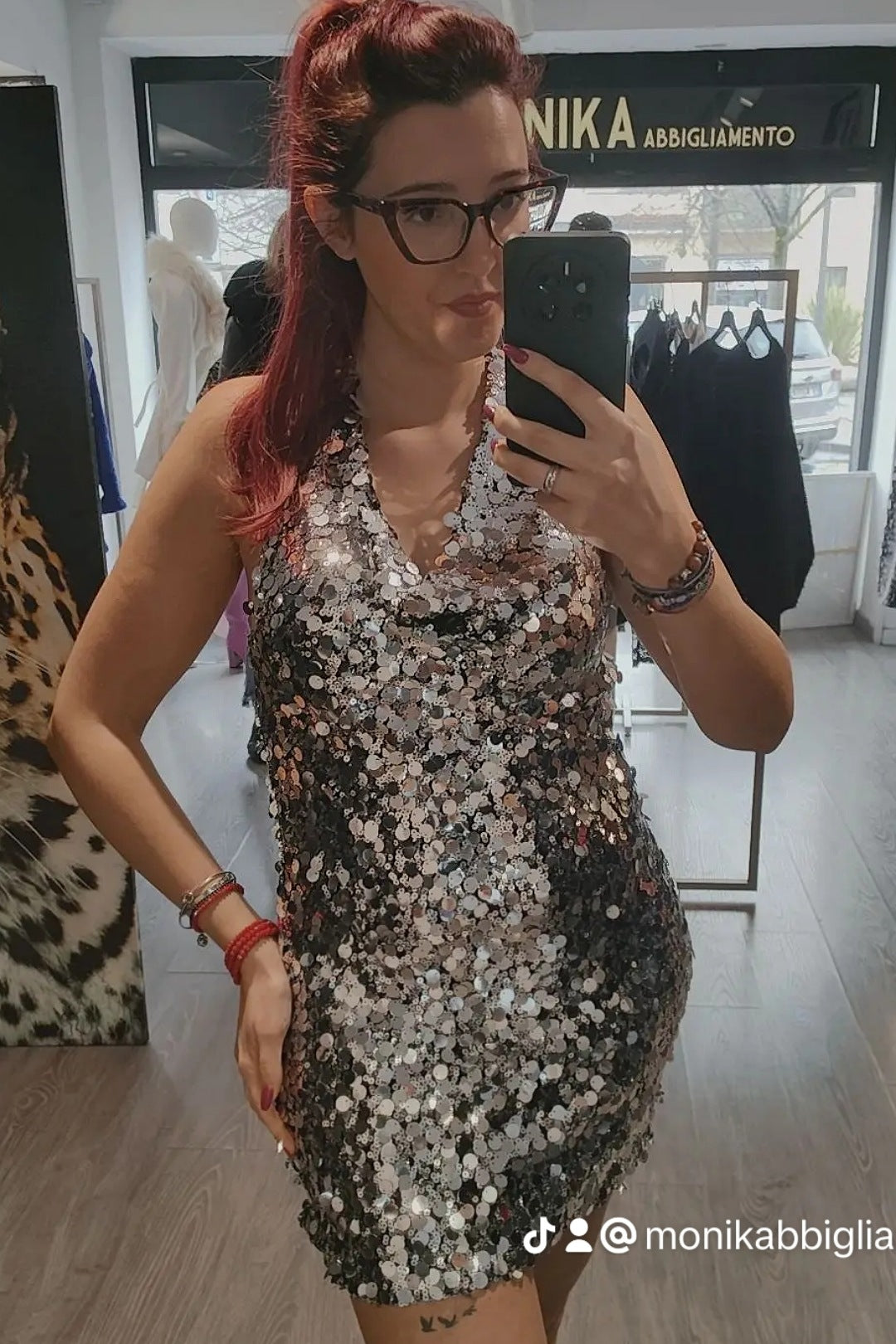 Abito Leda